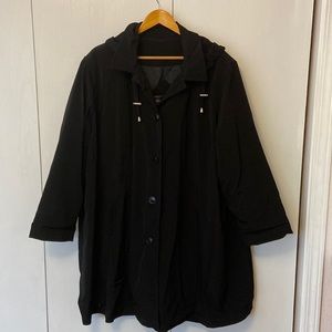 Regent Park Women’s 2X black rain coat, removable hood